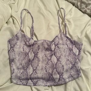 Forever 21. Never worn. Crop top size small